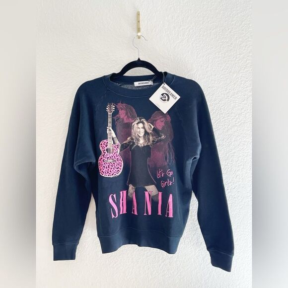 Daydreamer Shania Twain Leopard Guitar Sweatshirt size M NWT - Picture 3 of 7